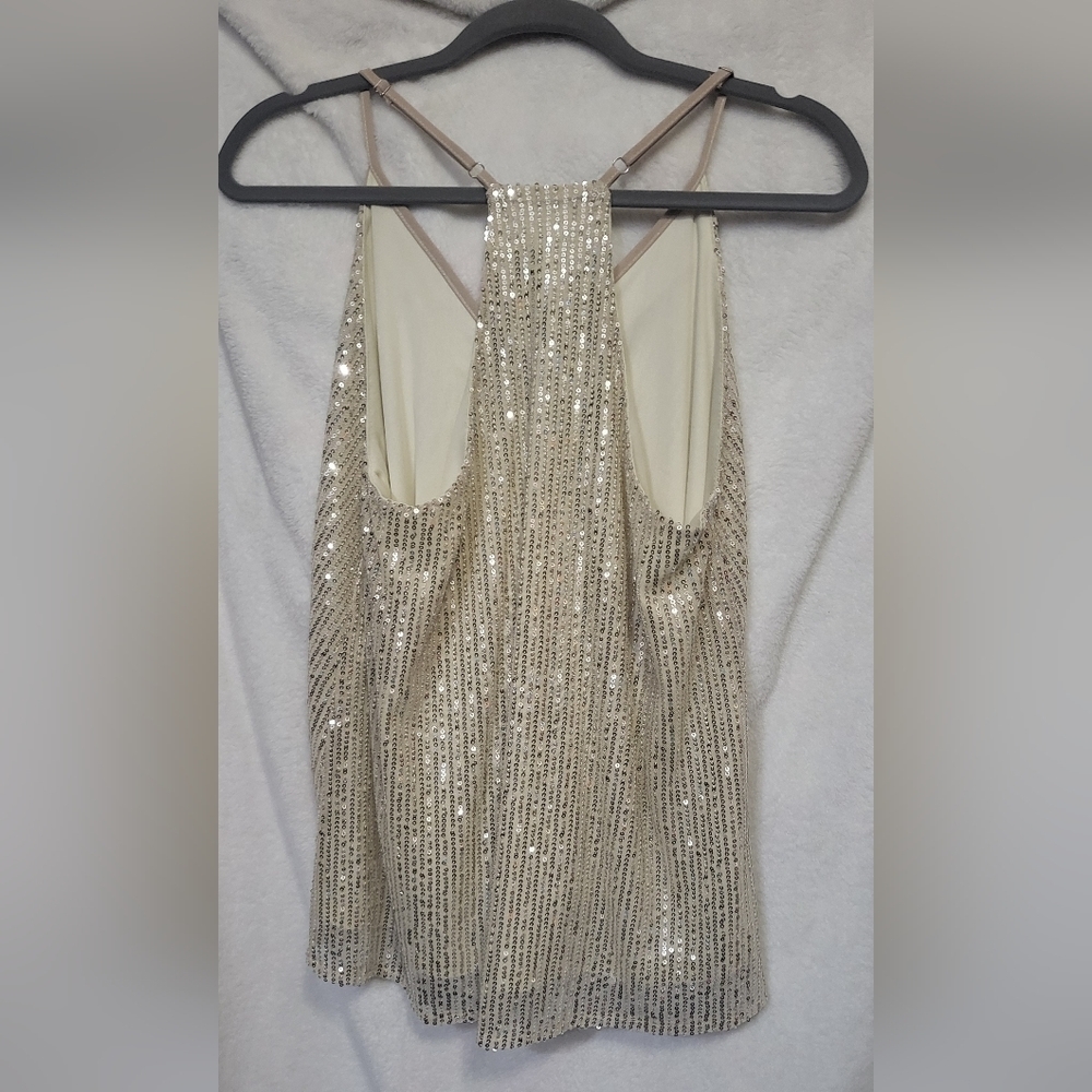 Sleeveless champagne sequin top size medium - Picture 5 of 5